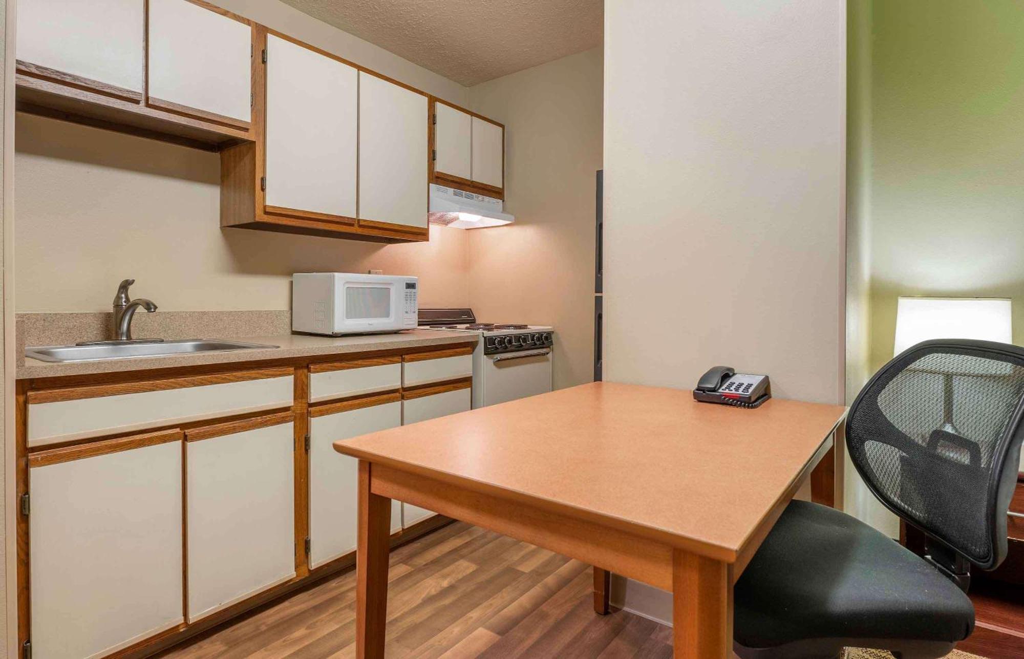 Extended Stay America Select Suites - Indianapolis - North - Кармел Екстер'єр фото